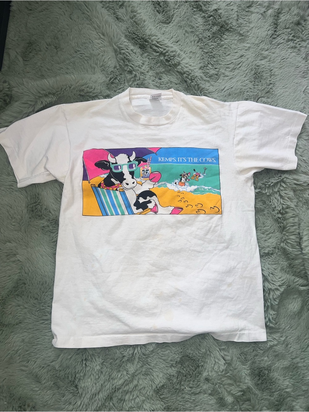 Vintage White Kemps Graphic Tee - "It's The Cows"
